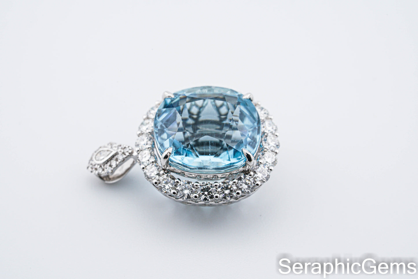 Santa Maria Aquamarine Ring,18K Gold with Natural Diamond Setting