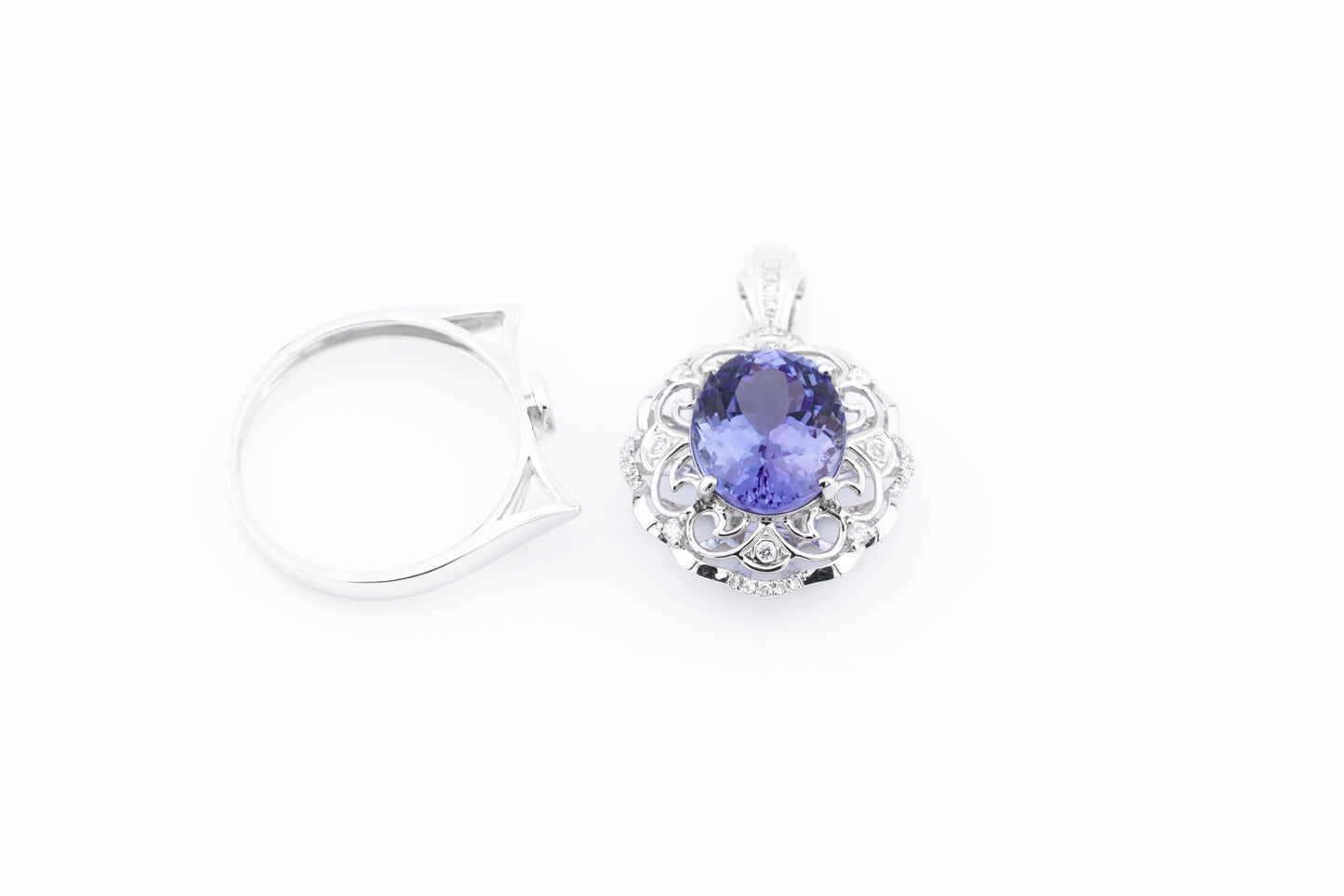 18k Gold Diamond-Set Convertible Tanzanite Ring