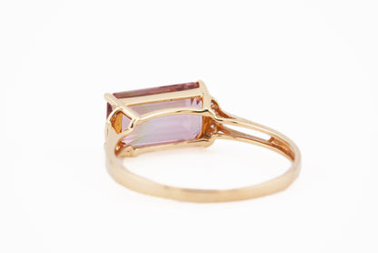 Elegant Simplicity: 18k Gold Watermelon Tourmaline Ring with Diamond Accents